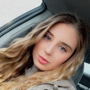 Meet your Posher, Lexie